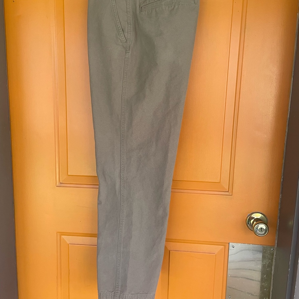 Columbia Men's Khaki Chinos